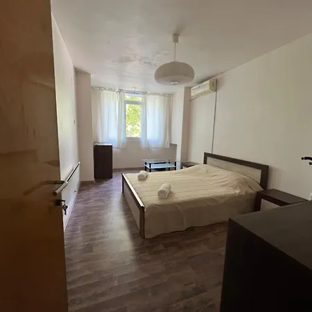 Lejlighed апартамент чайка 5 *